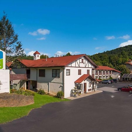 Surestay Hotel By Best Western Helen Downtown Exterior photo