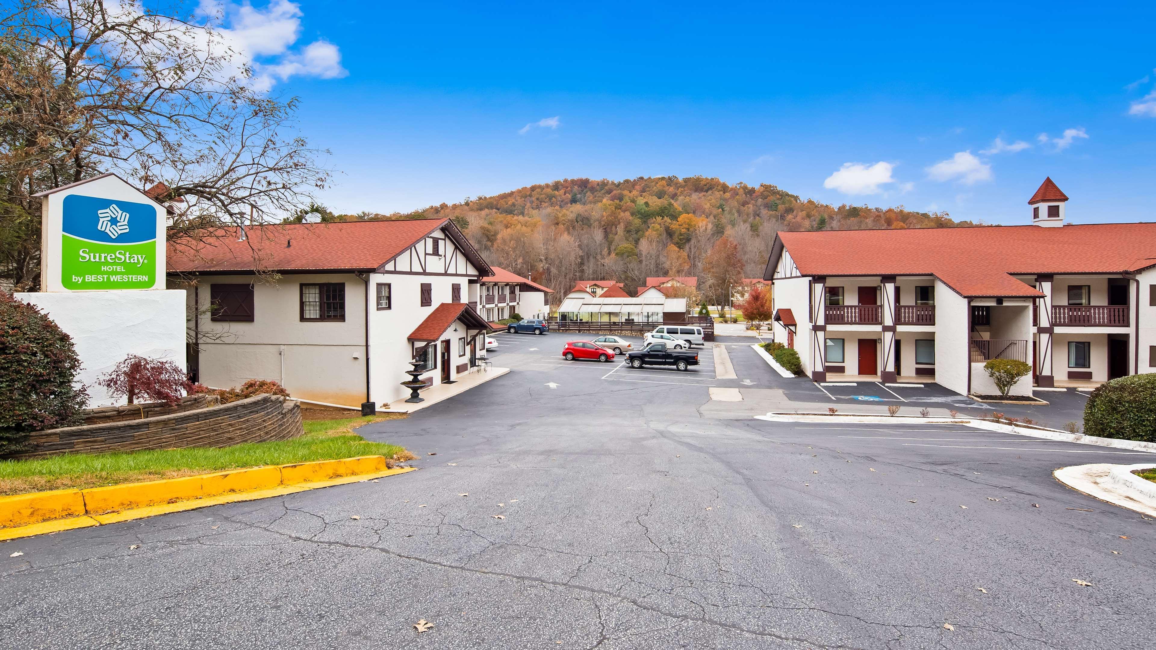 Surestay Hotel By Best Western Helen Downtown Exterior photo