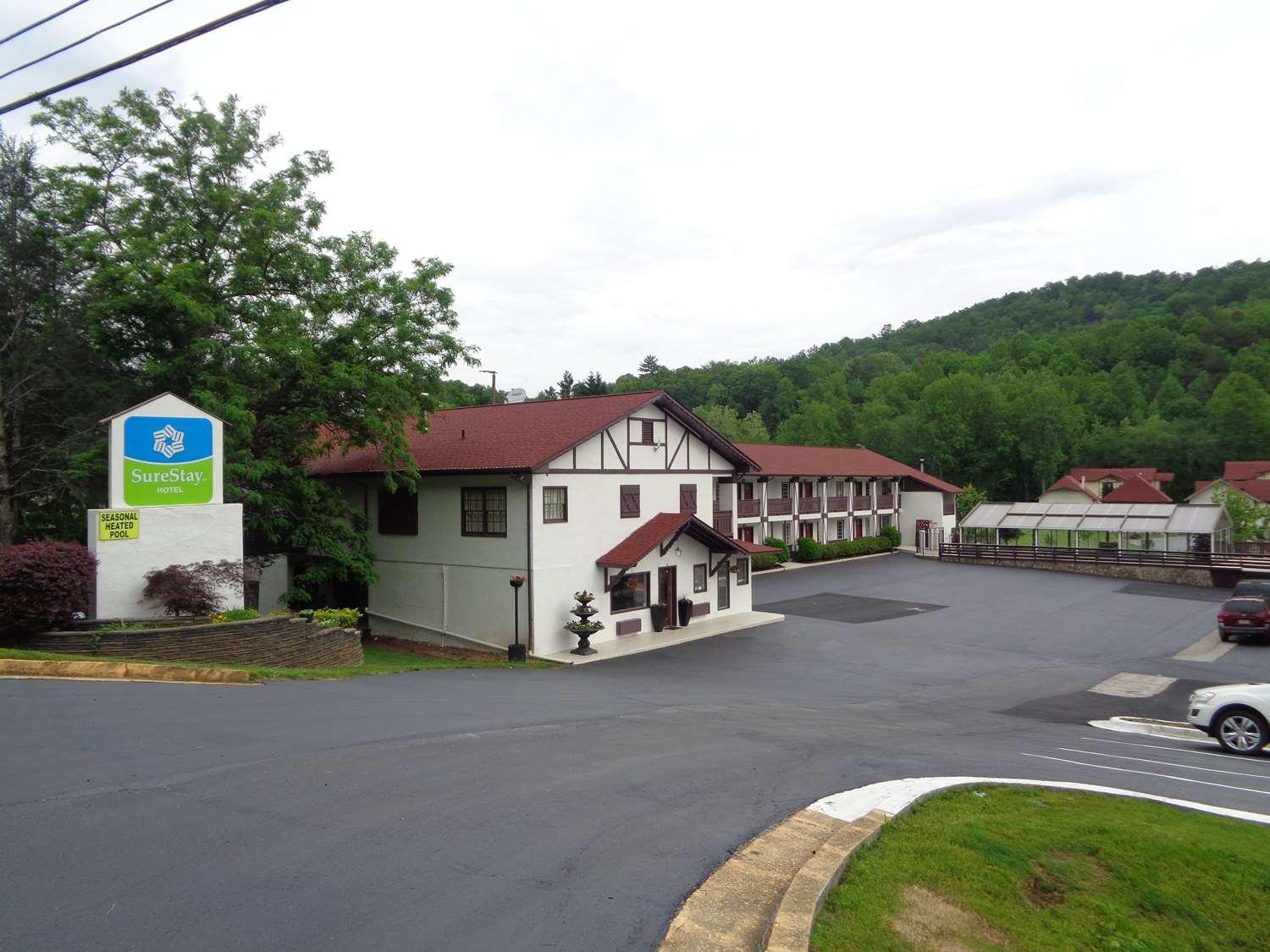 Surestay Hotel By Best Western Helen Downtown Exterior photo