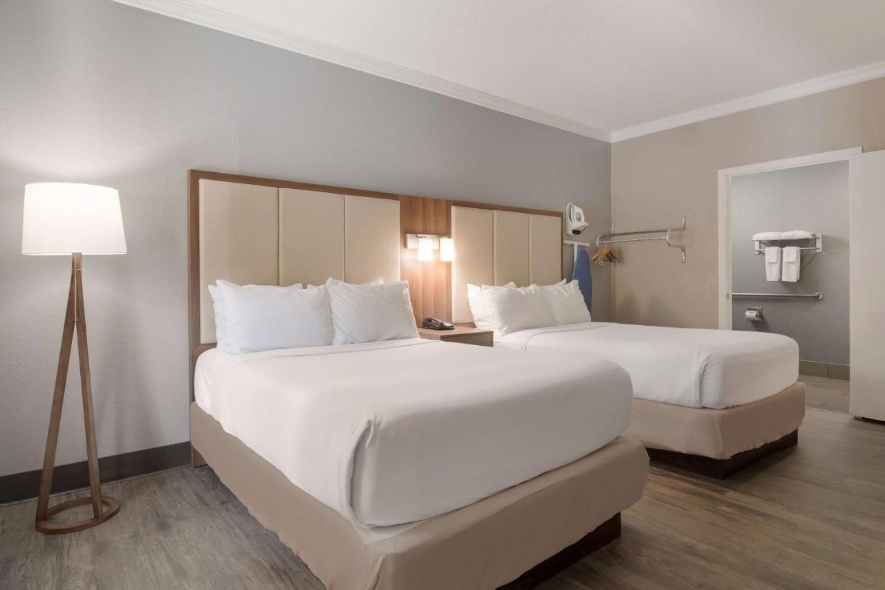Surestay Hotel By Best Western Helen Downtown Exterior photo