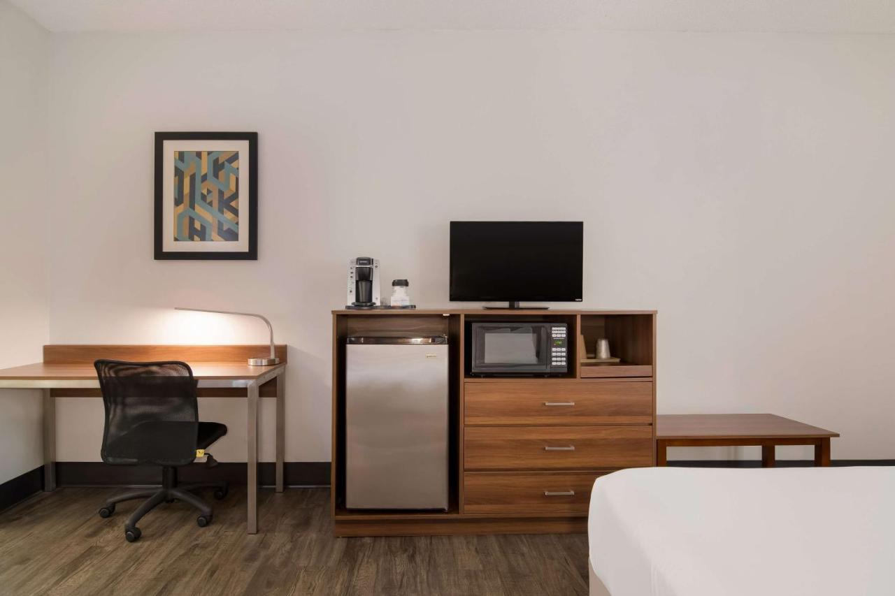 Surestay Hotel By Best Western Helen Downtown Exterior photo