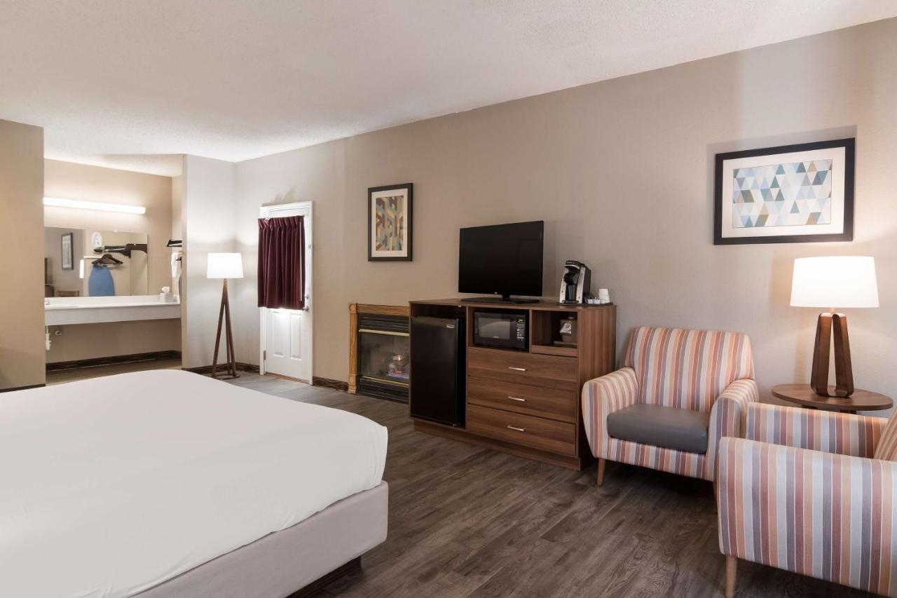 Surestay Hotel By Best Western Helen Downtown Exterior photo