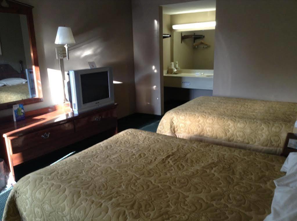 Surestay Hotel By Best Western Helen Downtown Exterior photo